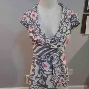 *NANETTE LEPORE* Silk Blouse Size 4